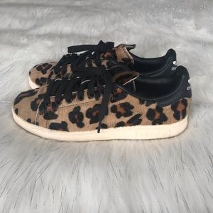 stan smith pony hair leopard